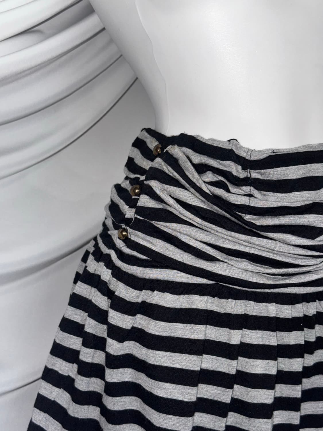 Liz LISA 리즈리사돌 무채색 갸루펑크데일리 갸펑 코디세트 상품이미지4