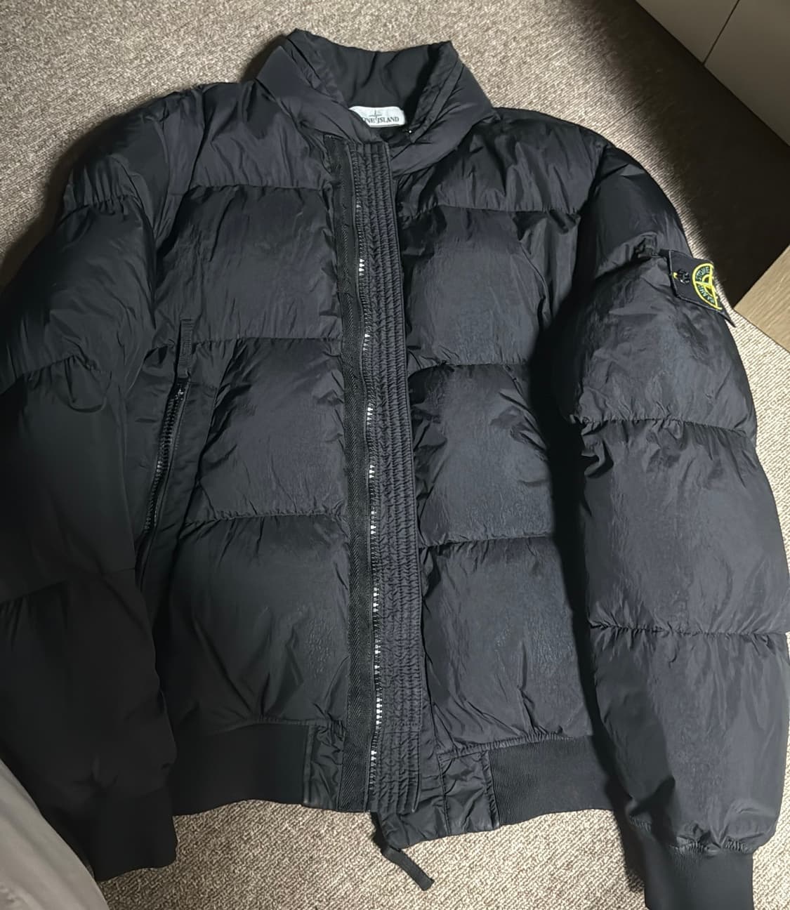 [L] 17fw 스톤아일랜드 우원재 패딩 후드x 시보리o 상품이미지9