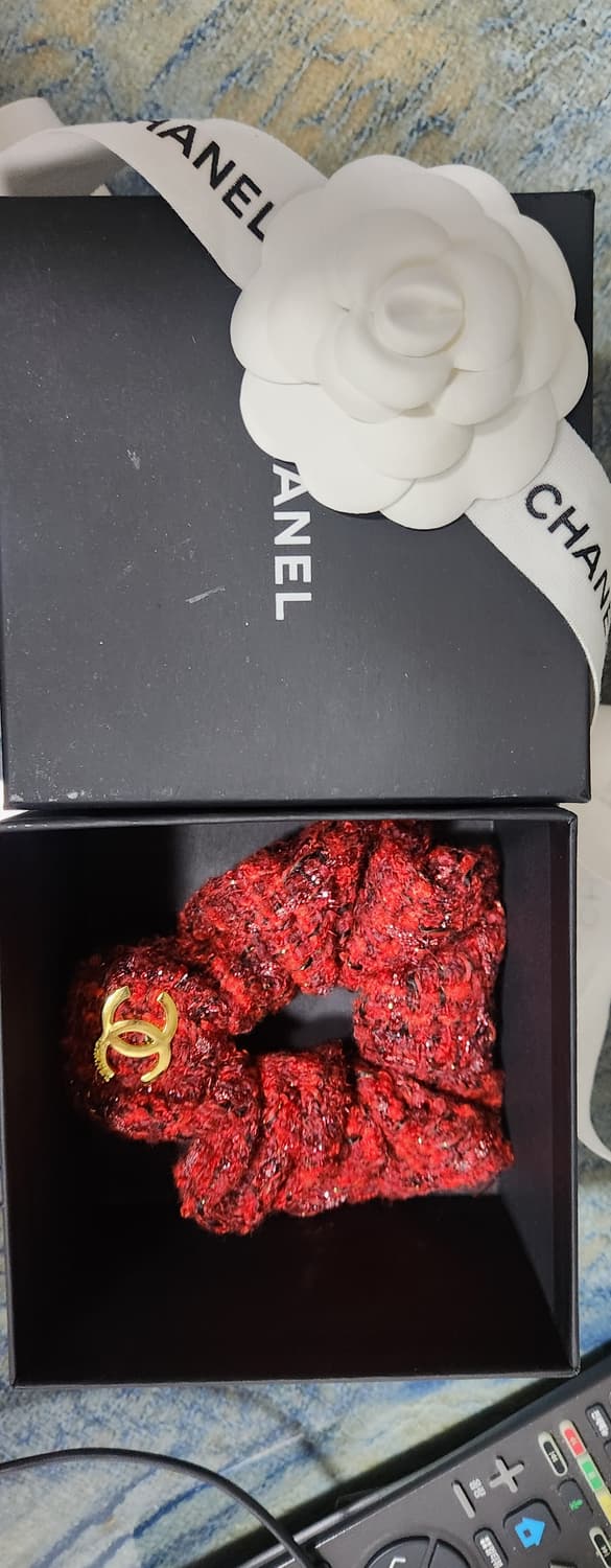 샤넬 트위드 헤어슈슈 상품이미지3