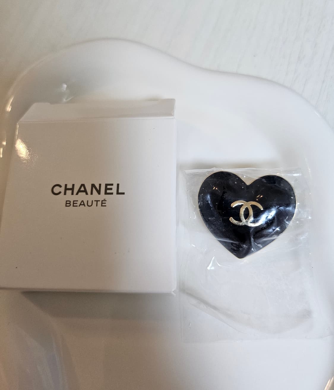샤넬 하트 리본 클립 상품이미지1