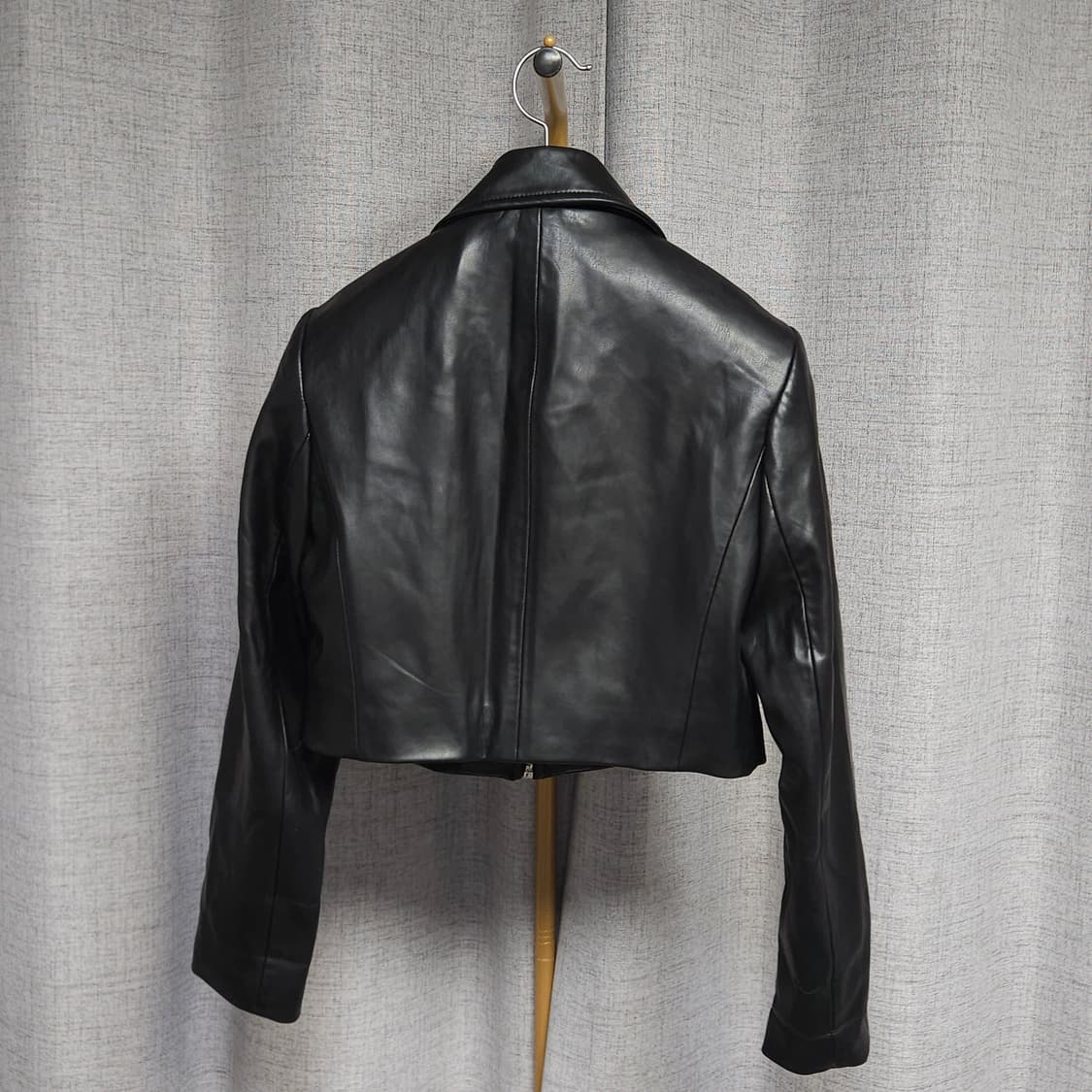 XS ) 자라 여성 크롭 가죽 자켓 상품이미지4