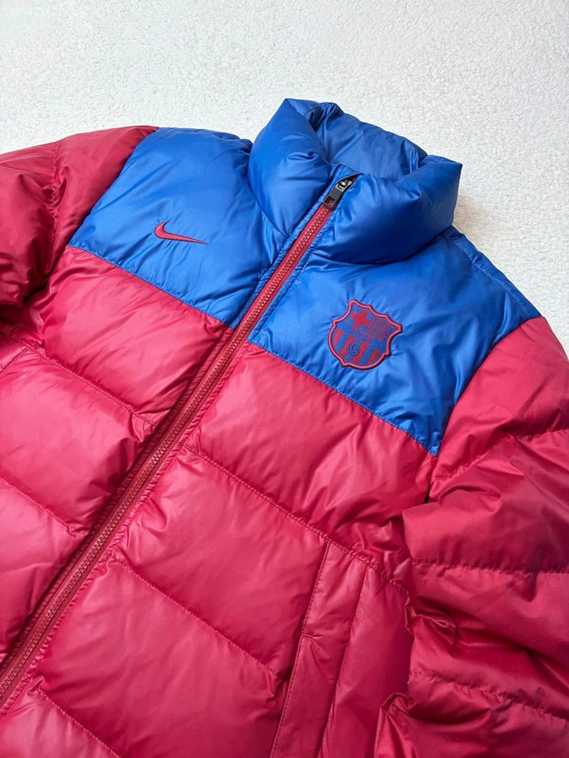 나이키 10-11 바르셀로나 덕다운 패딩 PN5888    상품이미지2