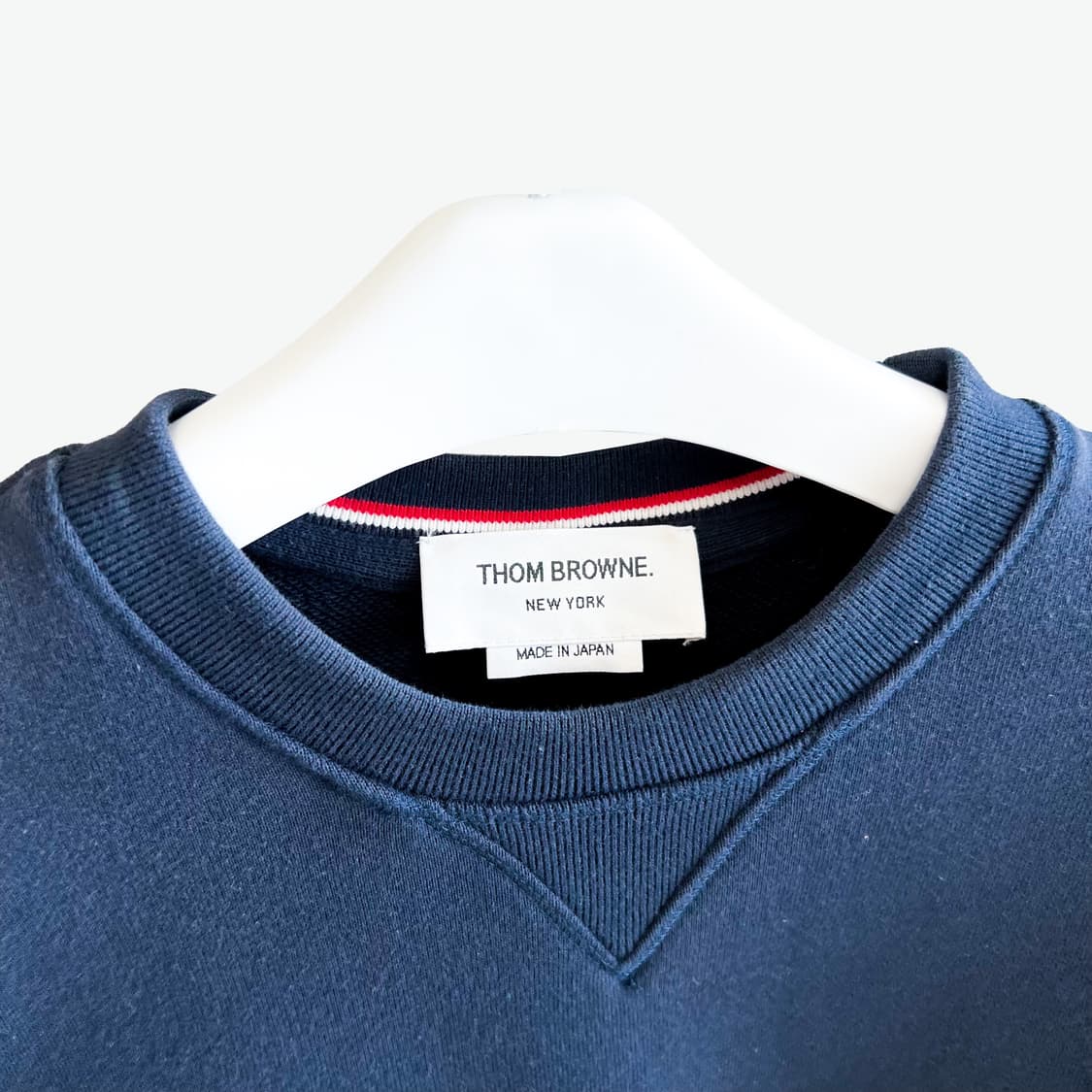 [2] 톰브라운 사선완장 맨투맨 상품이미지3