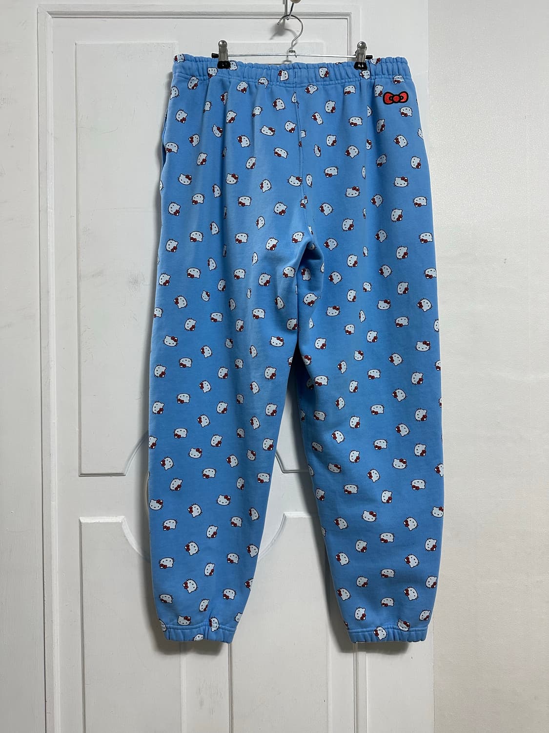 나이키 헬로키티 NRG 플리스 팬츠 상품이미지2