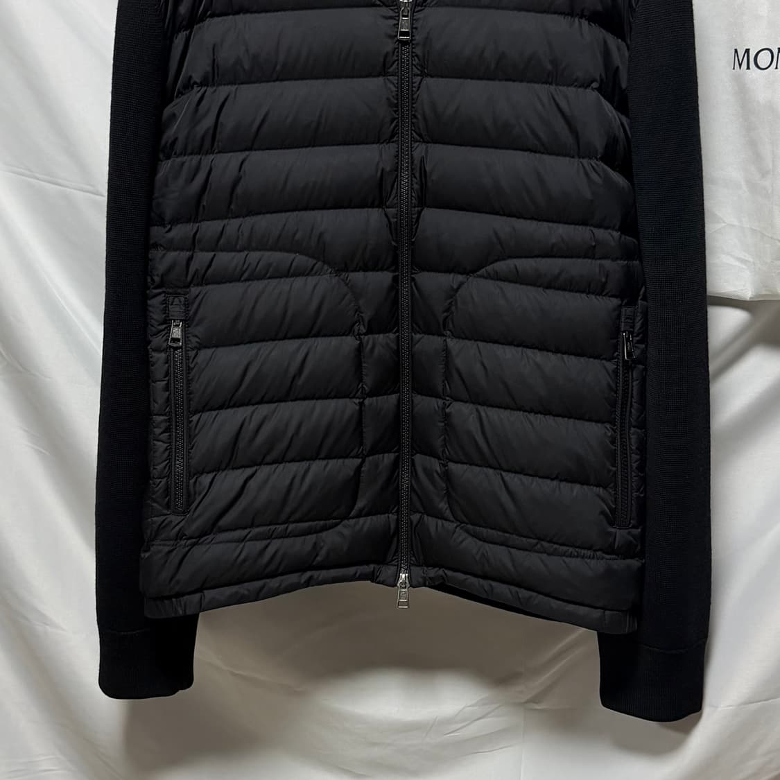 [S+급/2XL] 몽클레어 니트패딩 김현우 니트패딩 트리콧 블랙 상품이미지4