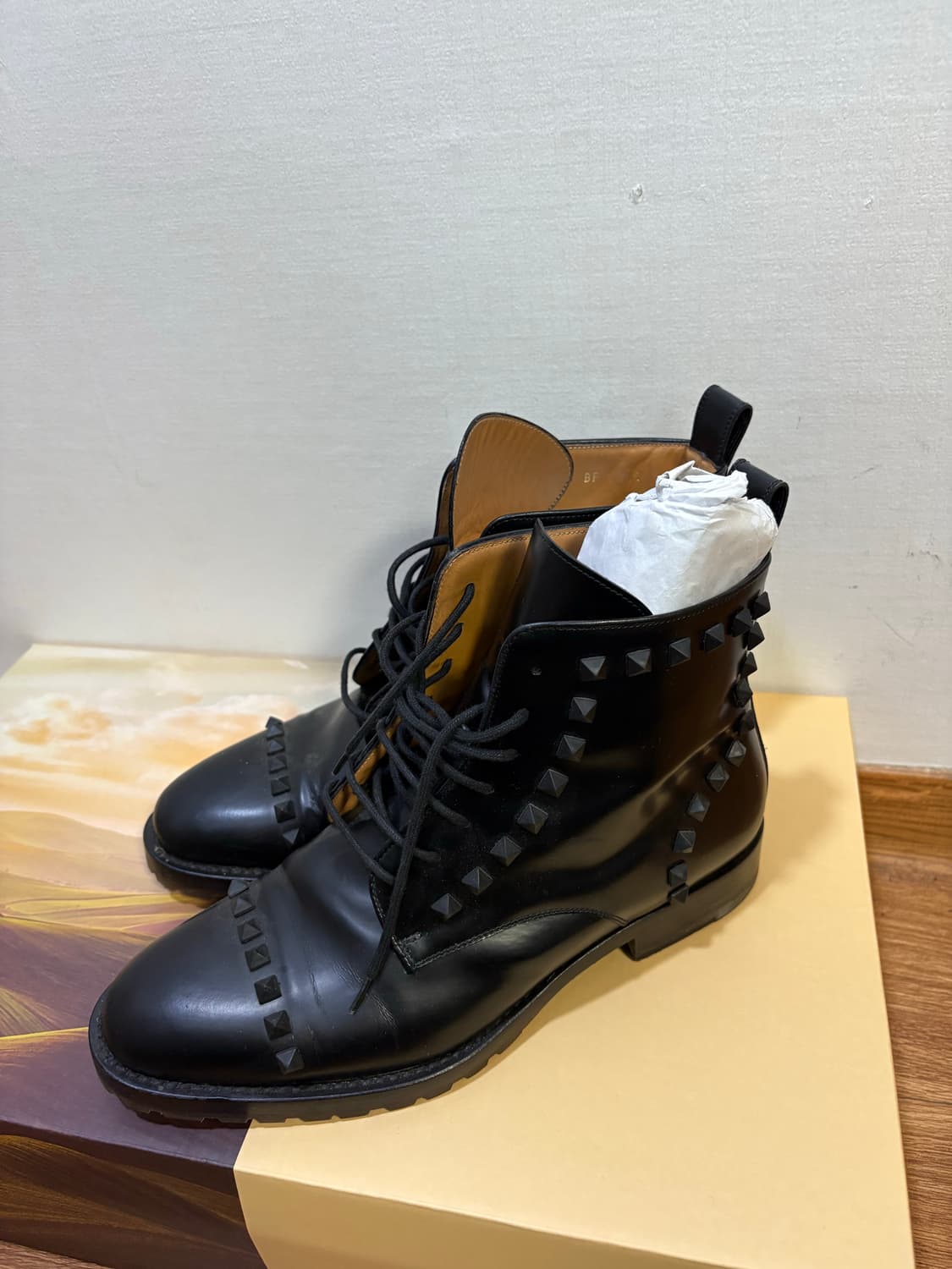 발렌티노 레더 스터드 부츠 상품이미지2