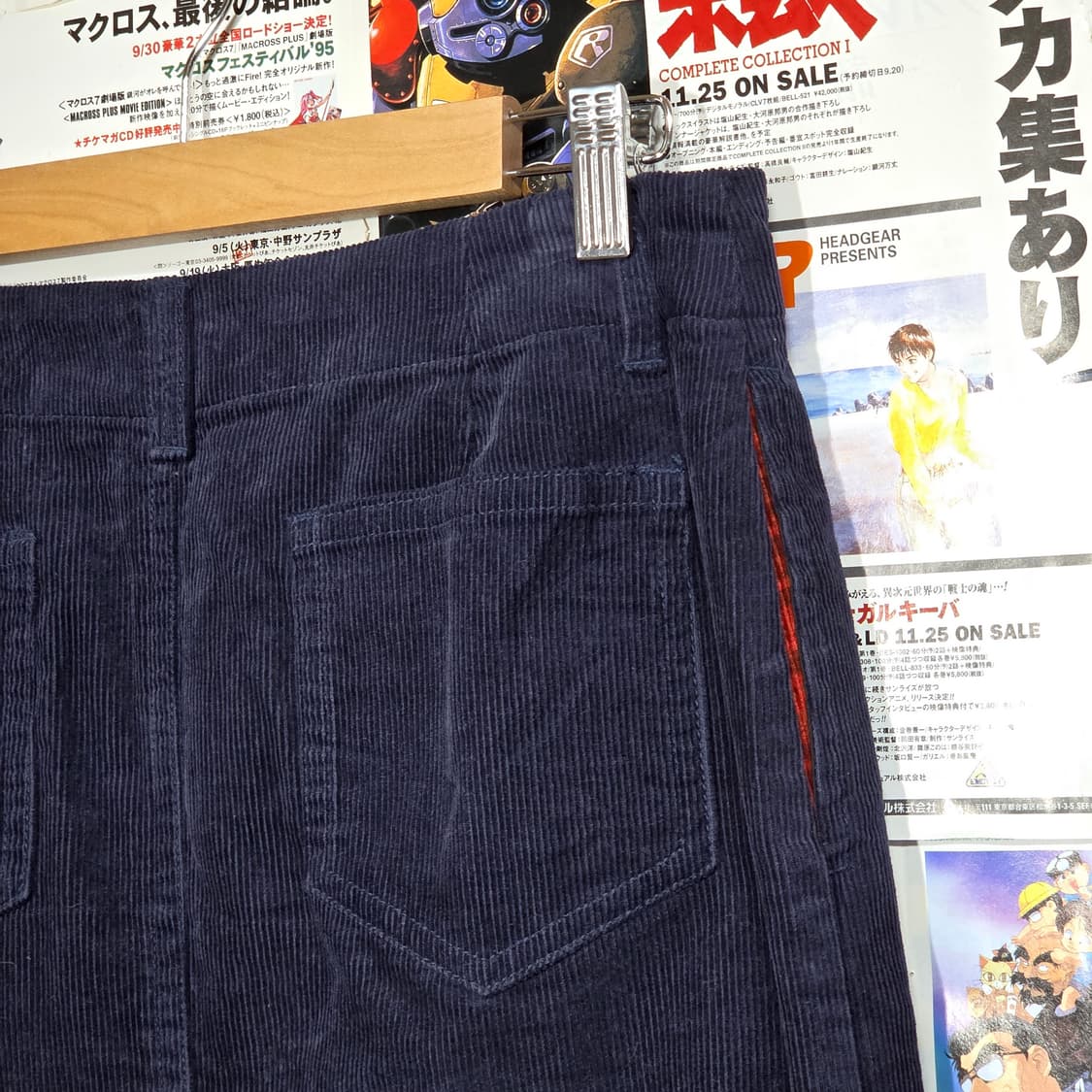 티티카카 네이비 코듀로이 미디 스커트 상품이미지2