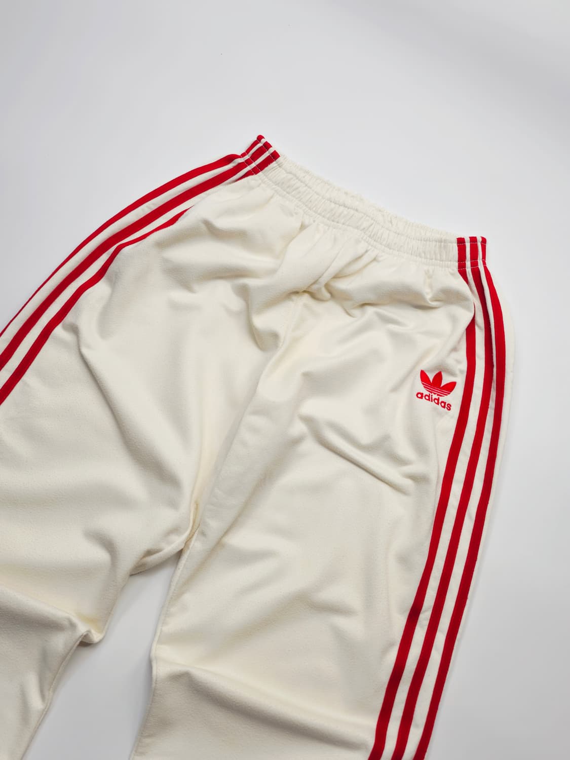 아디다스 아이보리x레드 트랙팬츠 트레이닝 저지 와이드 바지 상품이미지3