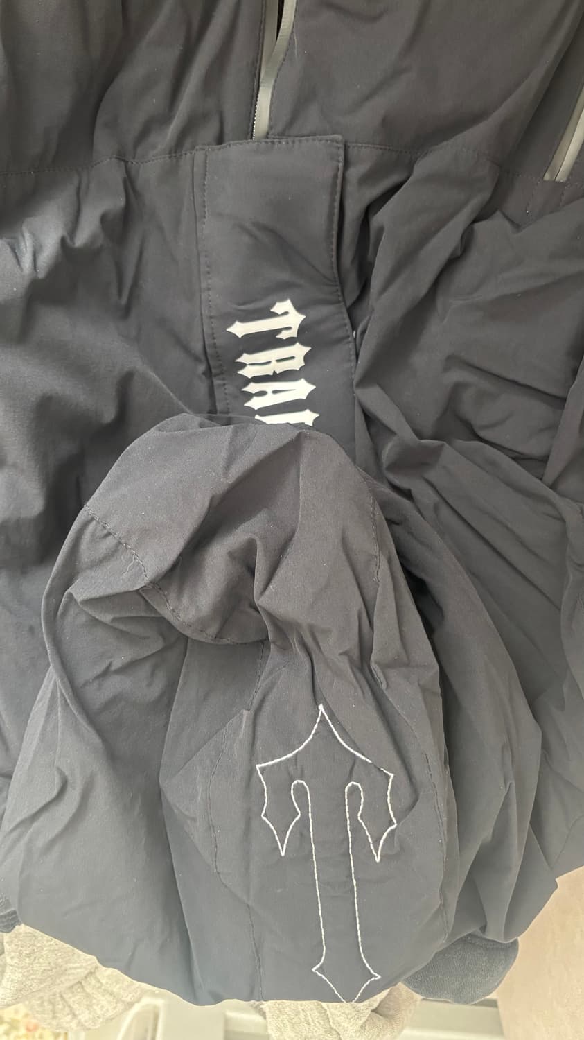 트랩스타 바람막이 상품이미지1