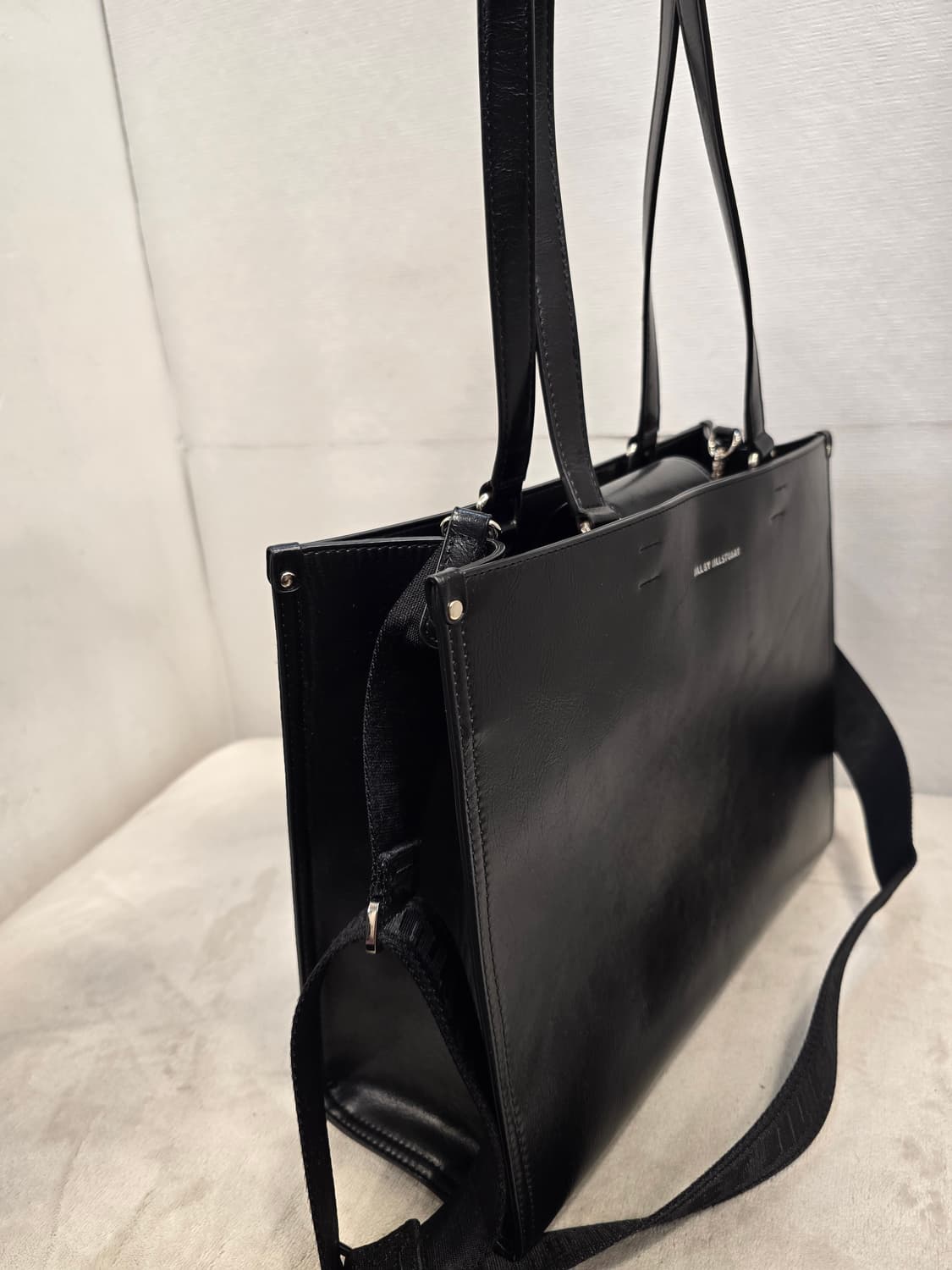 거의새거) 질바이질스튜어트 케미백 블랙 미디움 숄더백 크로스백 상품이미지6