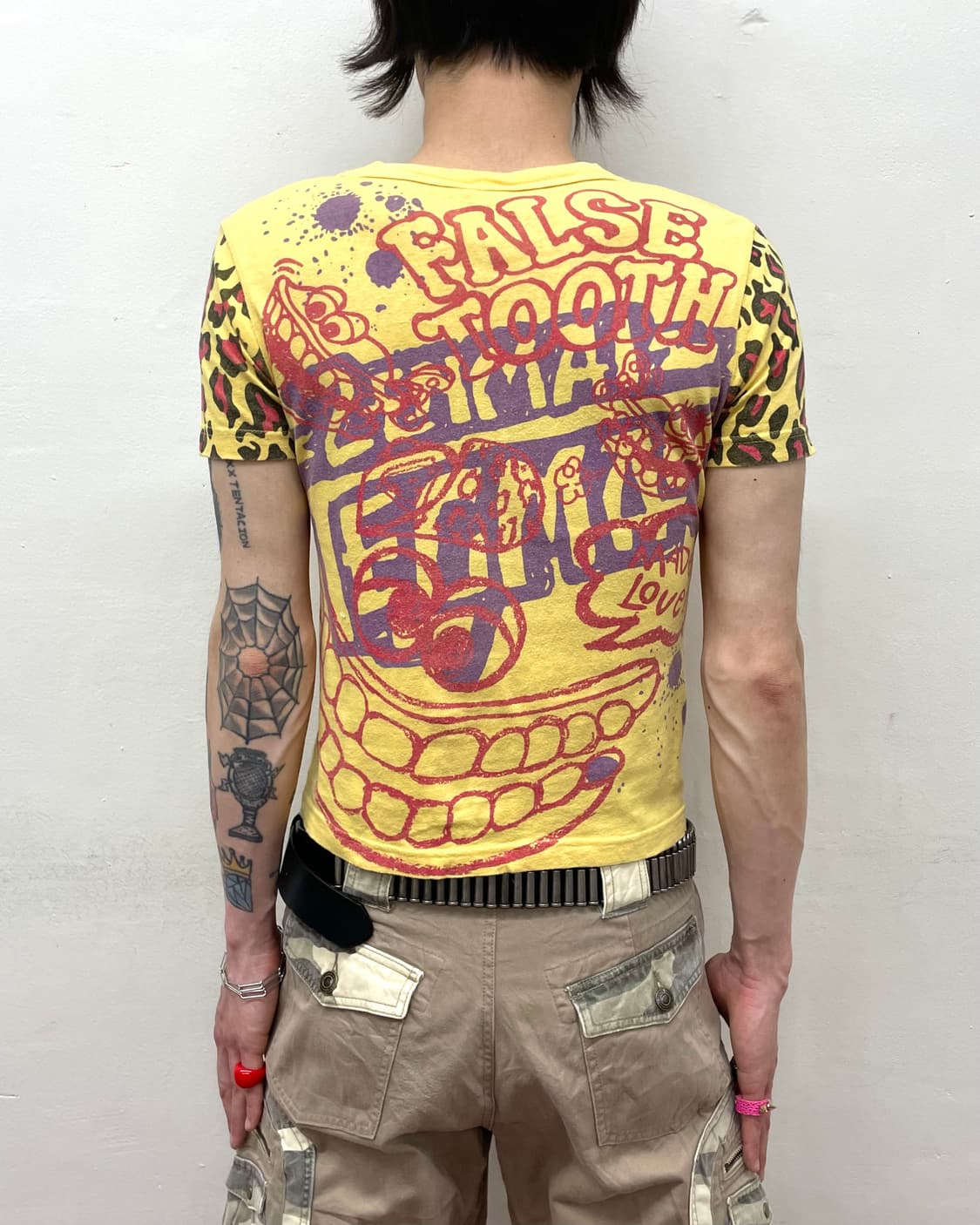 Leopard Apple Devil Yellow T-shirt 상품이미지2
