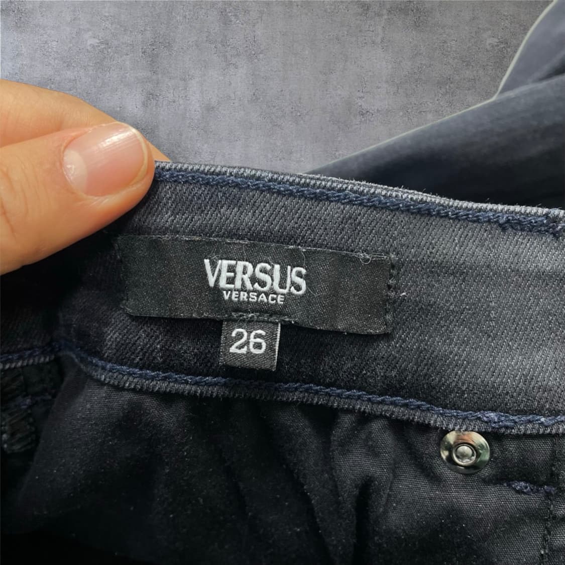베르수스 베르사체  슬림 스트레치 코팅 데님팬츠 26  상품이미지4