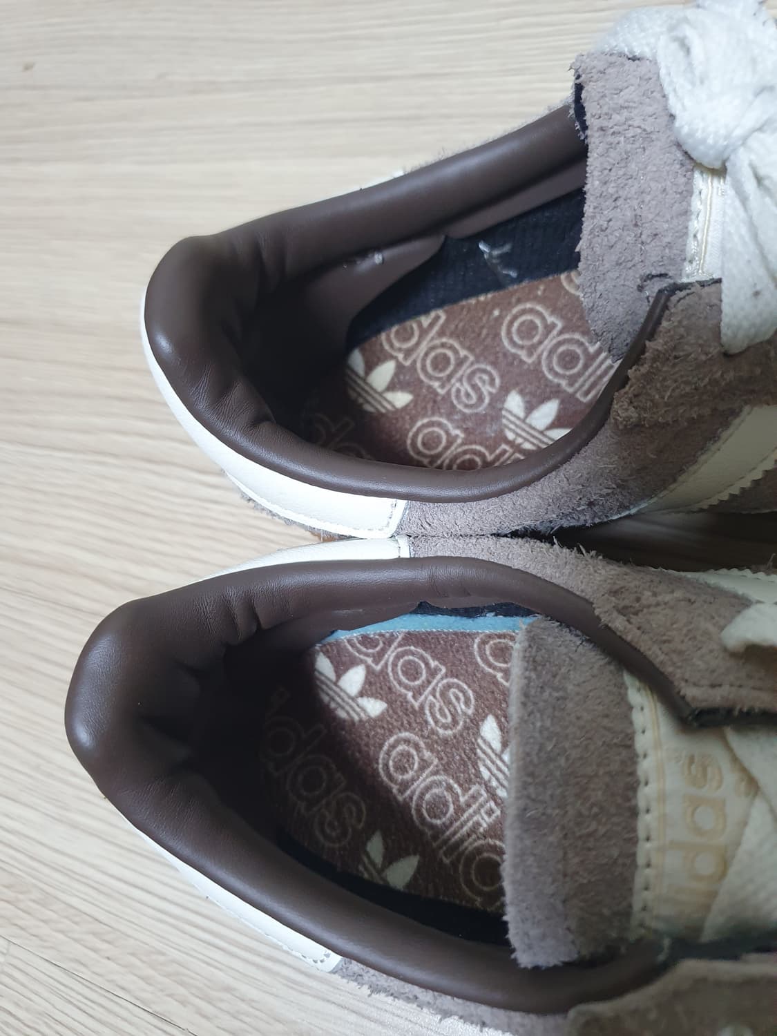 아디다스 스페지알 스웨이드 스니커즈 245 상품이미지8