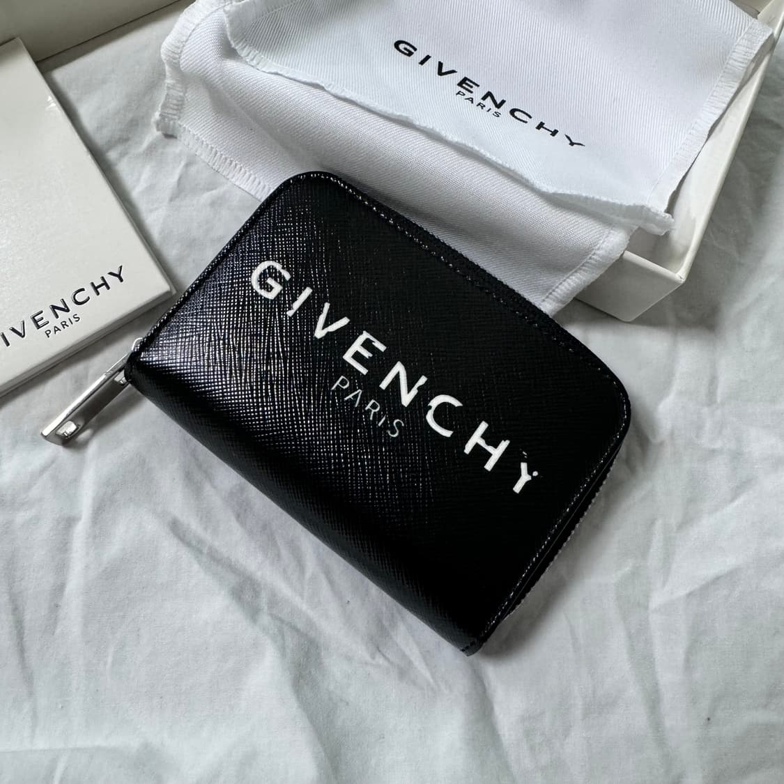 지방시 카드지갑  상품이미지1