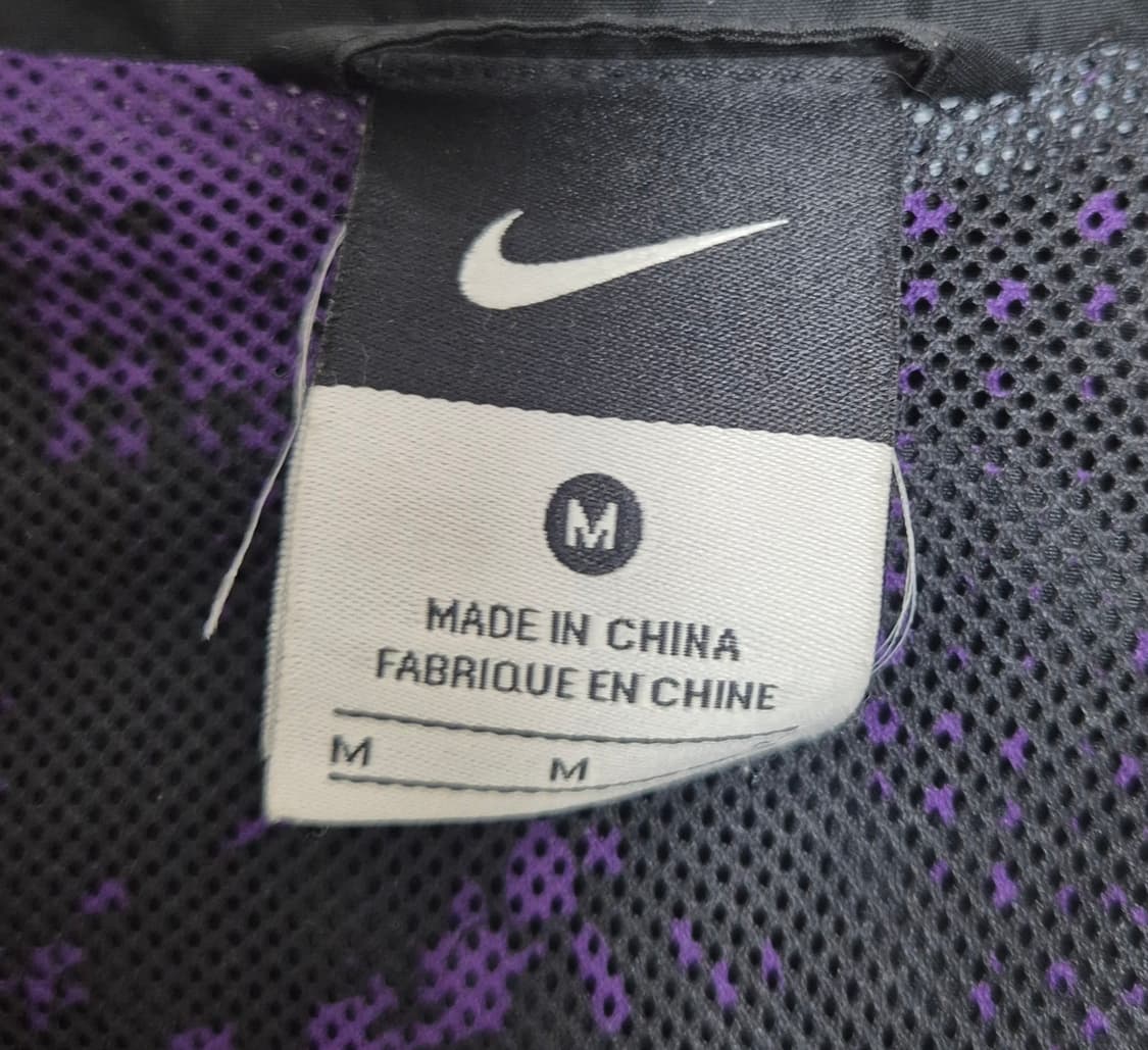 나이키 스우시 바람막이 상품이미지2