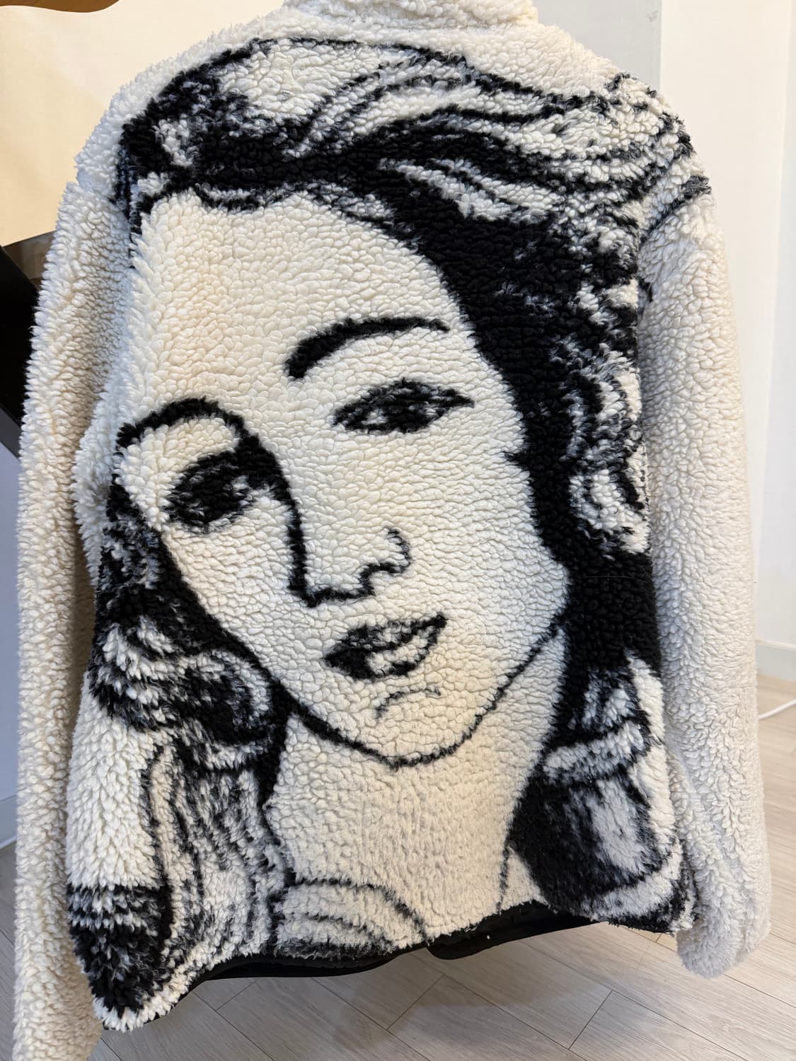 스투시 비너스 자카드 쉐르파 자켓 상품이미지2