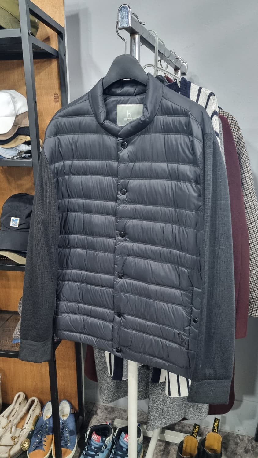 헤지스 거위 솜털 니트패딩 가슴단면55(105) 총장70 상태좋아요~ 상품이미지1