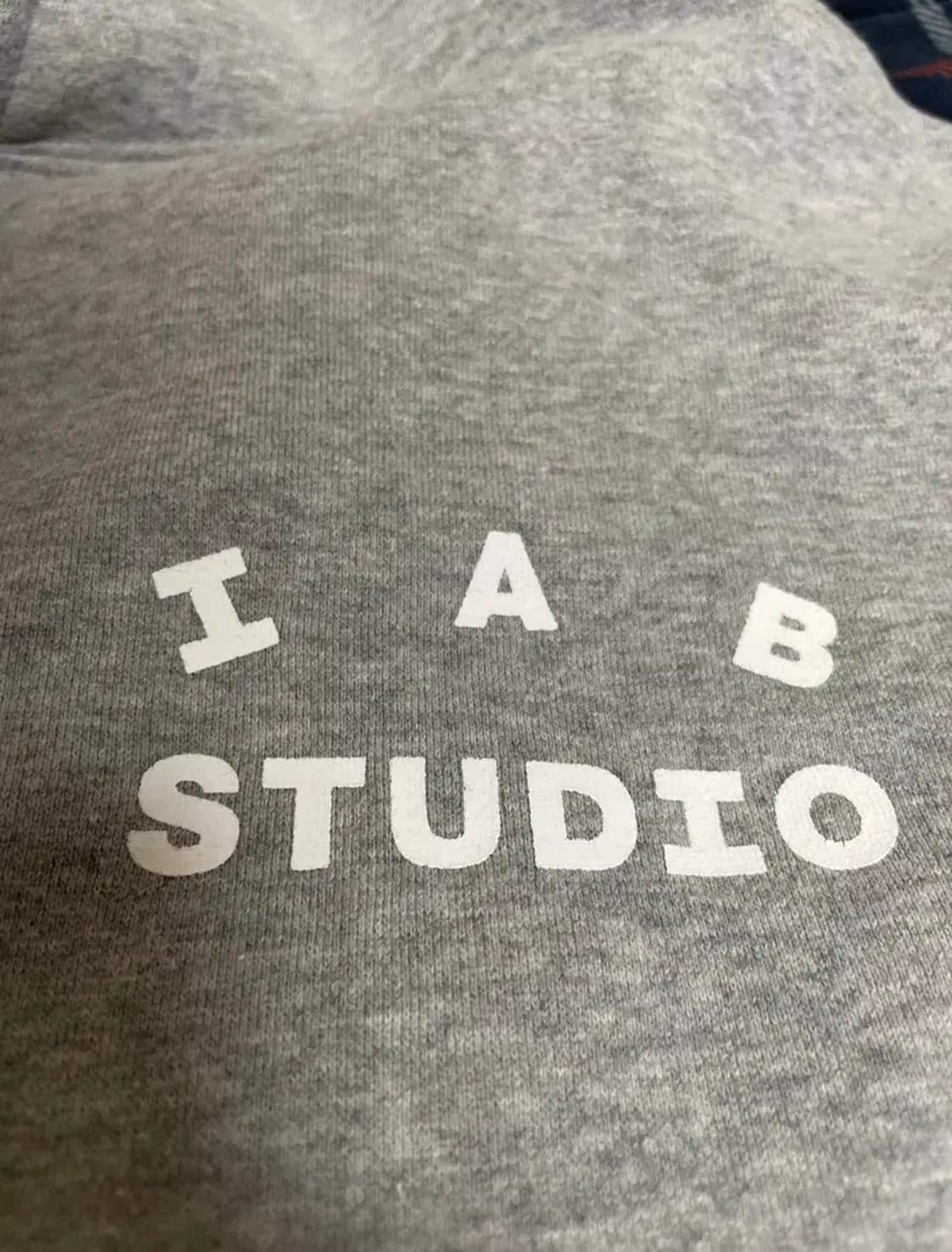 아이앱 스튜디오 후드 그레이 21ss 상품이미지4