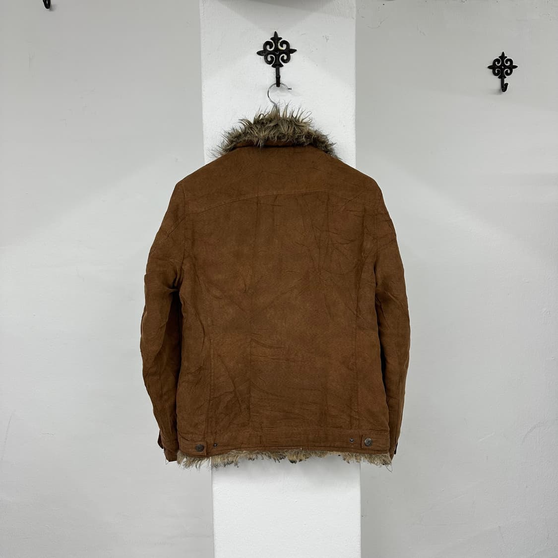 In the attic brown fur jacket 상품이미지3