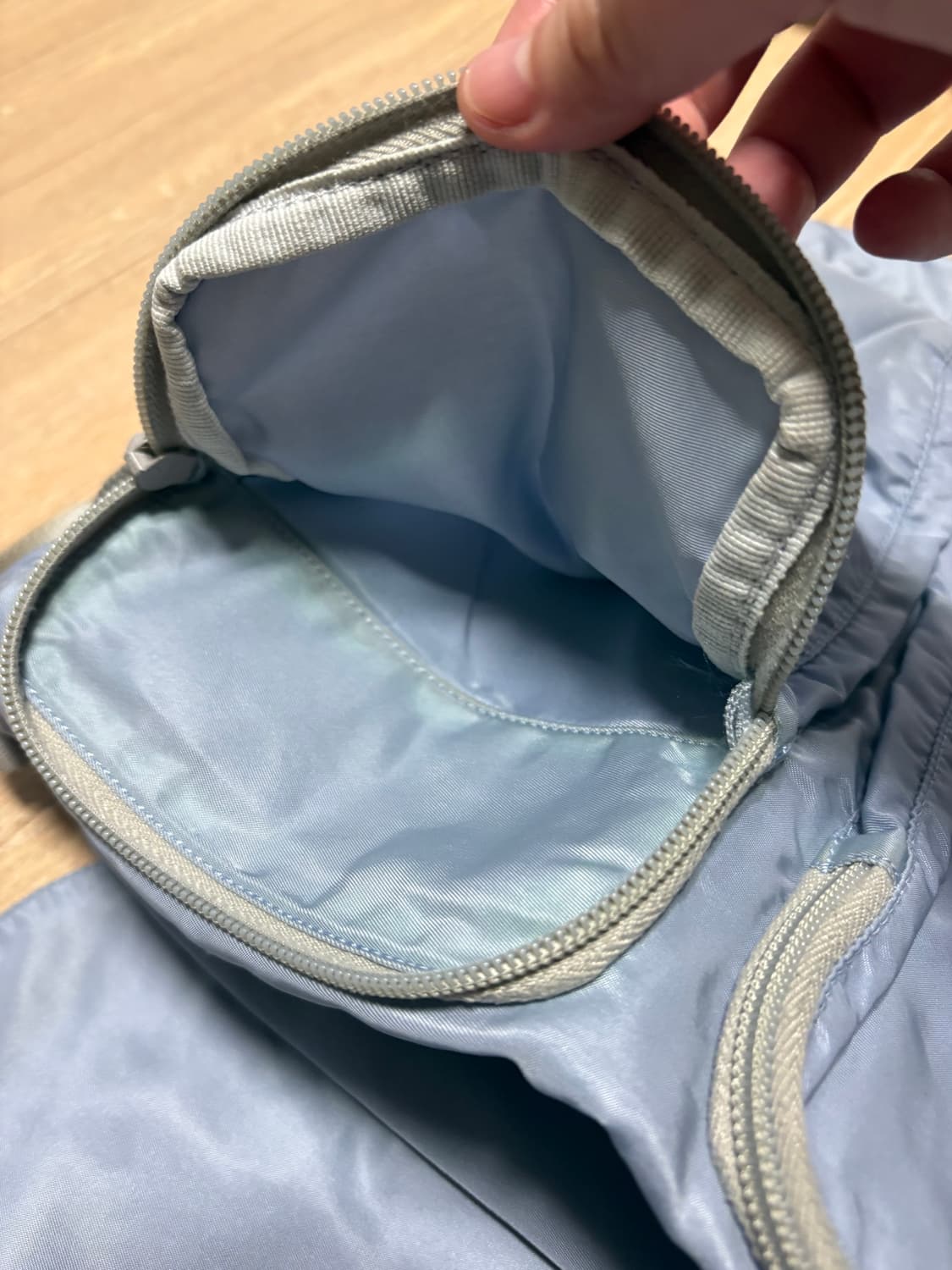 프라다 메신저백 블루그레이 상품이미지6