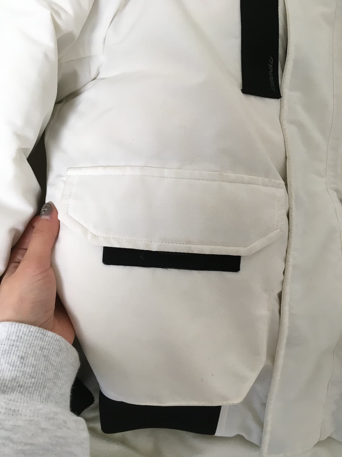 다이나핏 덕다운 여성패딩 xs 상품이미지8