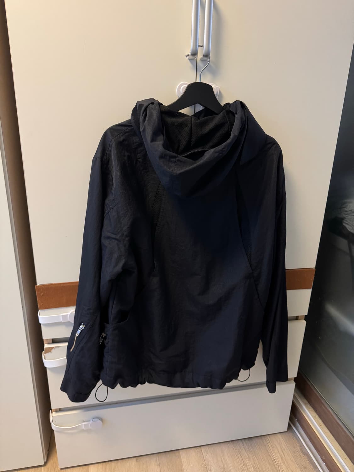 넥스트도어립스 커브드 윈드브레이커 바람막이 자켓 상품이미지4