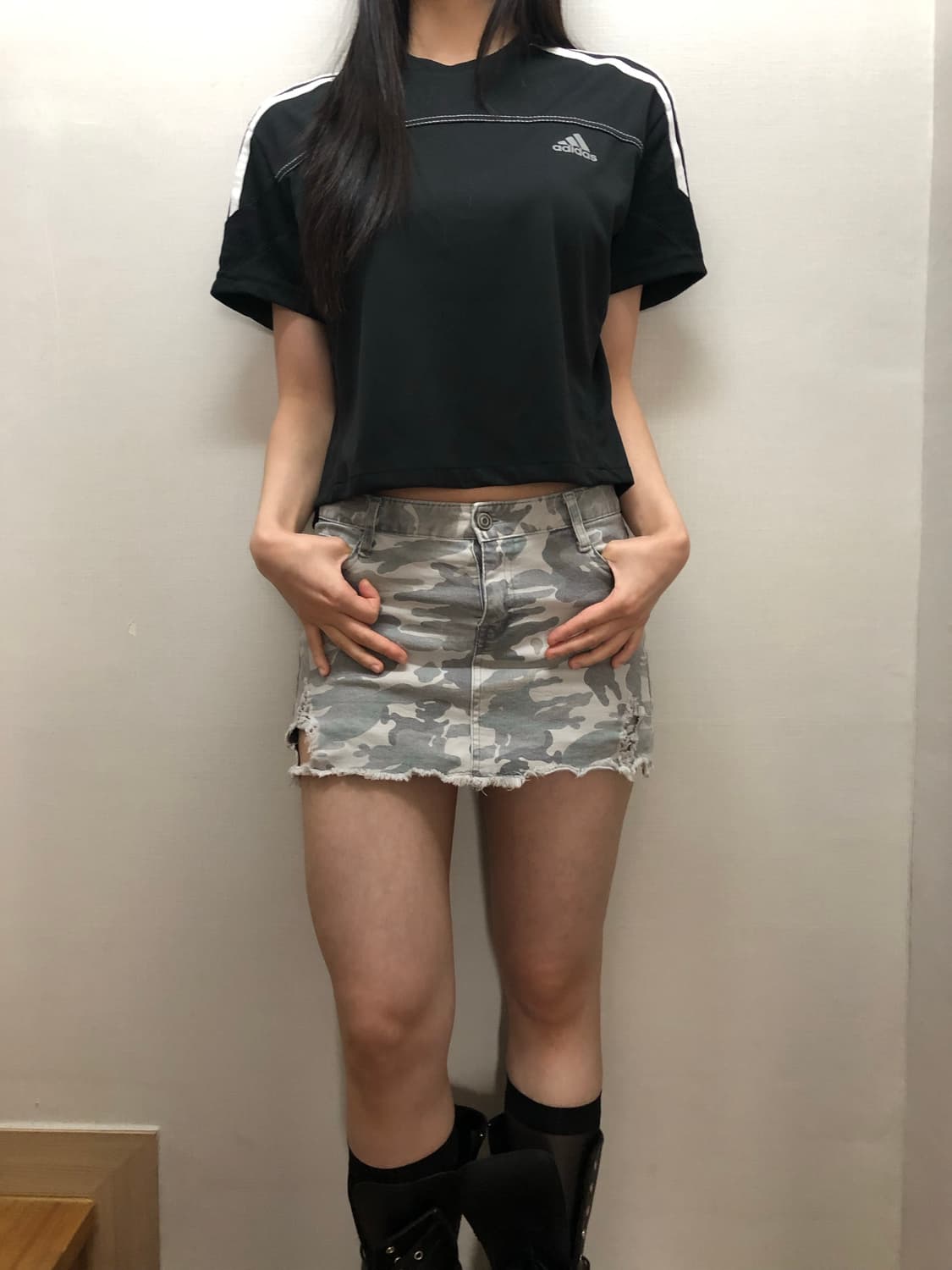 빈티지 아디다스 블랙 크롭 티셔츠 상품이미지5