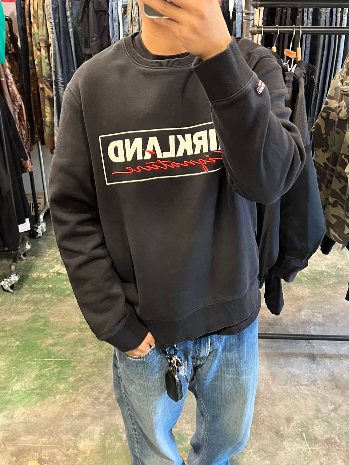 [L] 커클랜드 로고 크루넥 맨투맨 굿즈 상품이미지9