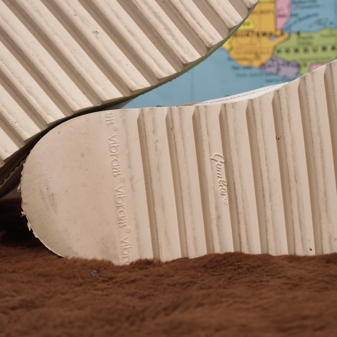 나이키 기묘한 이야기 커스텀 아웃솔 스니커즈 상품이미지8