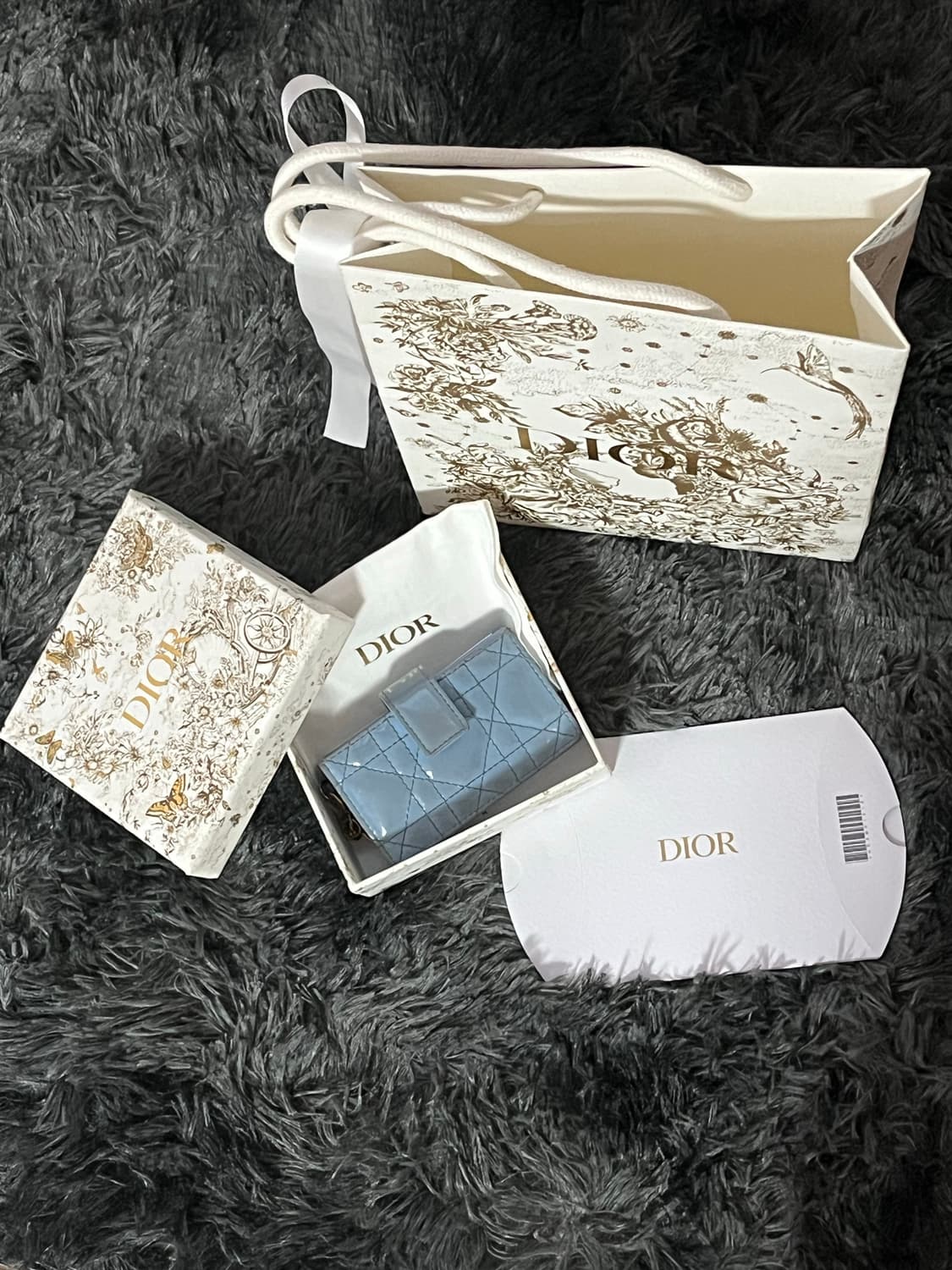 디올 레이디 지갑 팝니다 (정품) 상품이미지1