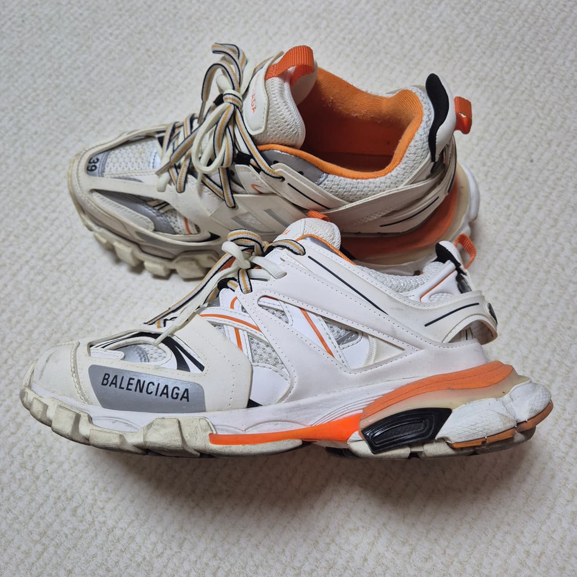[명품스니커즈🔥] 39 발렌시아가 트랙 스니커즈 흰주 상품이미지2