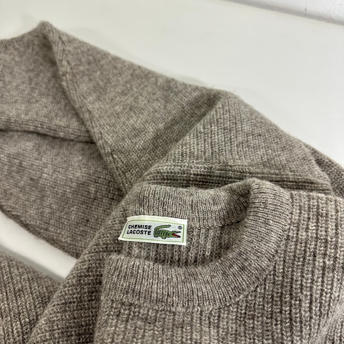 100 라코스테 그레이 울 니트 상품이미지3