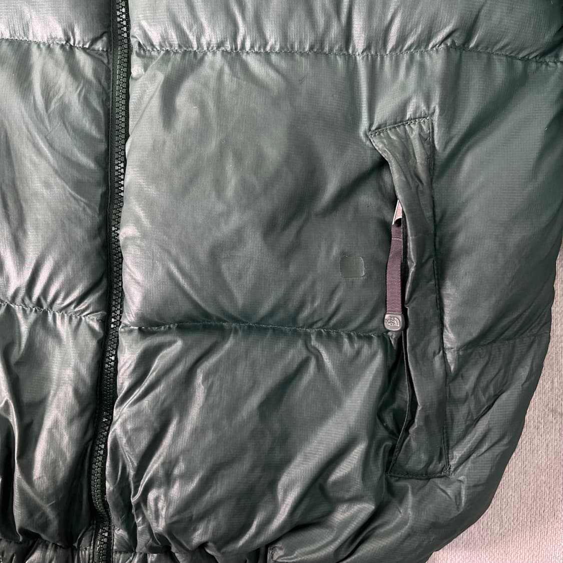 100 노스페이스 눕시 700 그린 패딩 상품이미지6