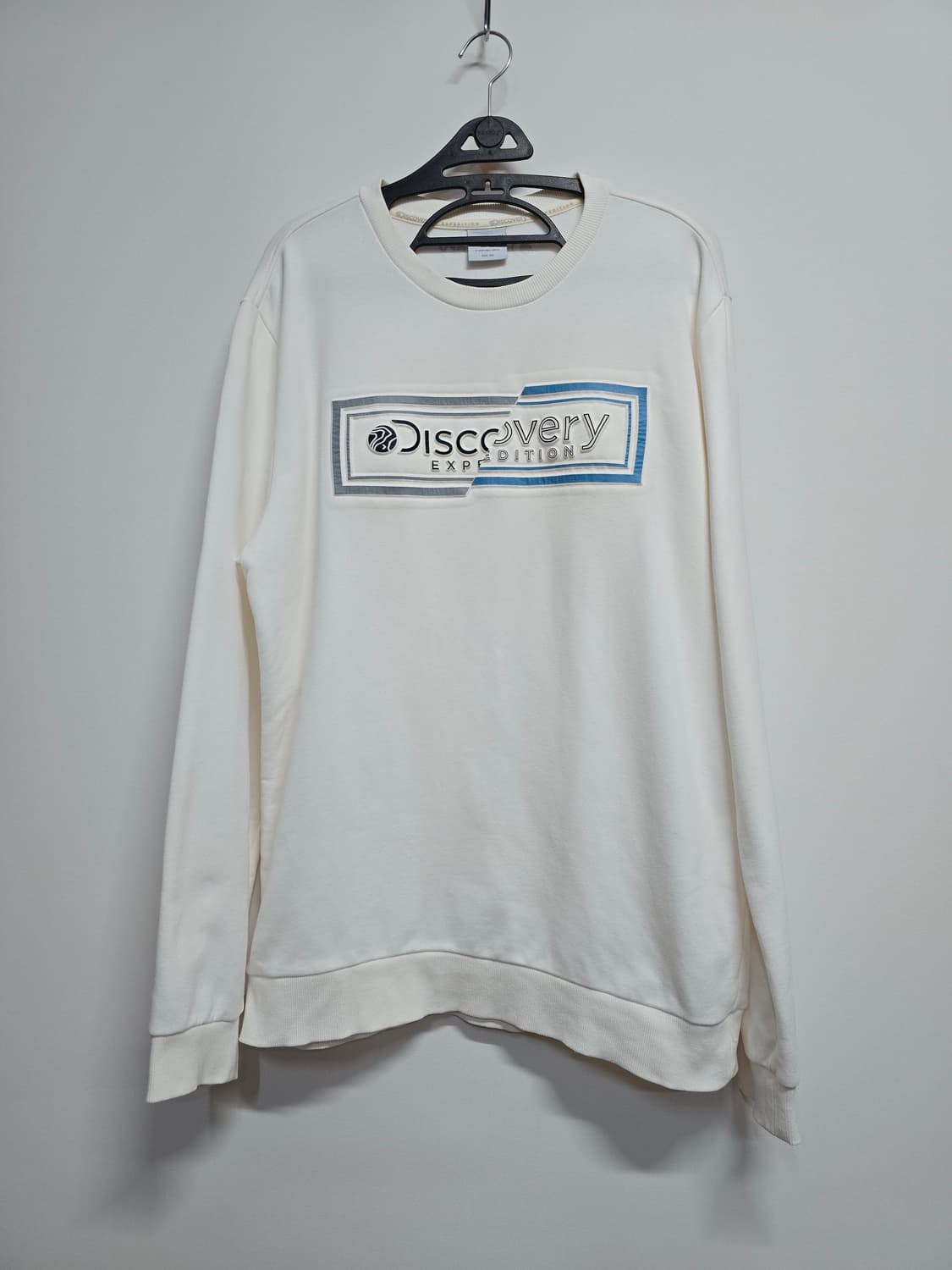 디스커버리 익스페디션 흰색 맨투맨 상품이미지1