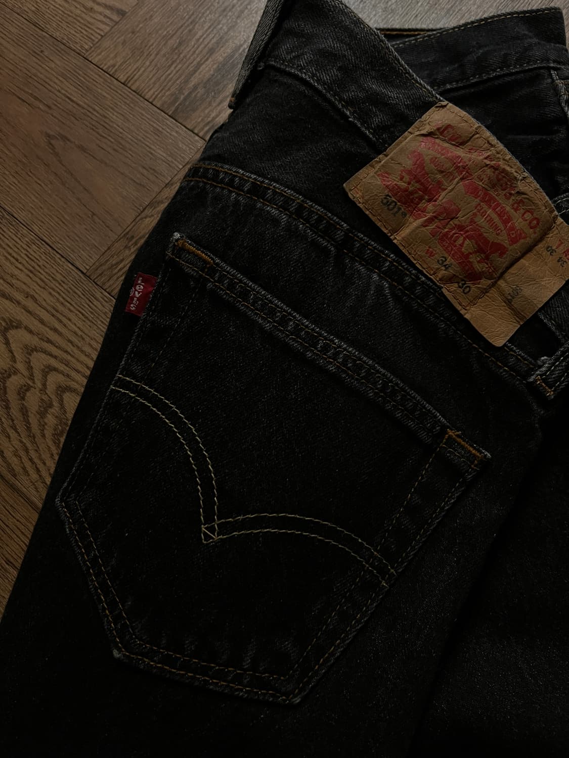 [34]리바이스 501 빈티지 워싱 흑청 데님 팬츠 상품이미지6