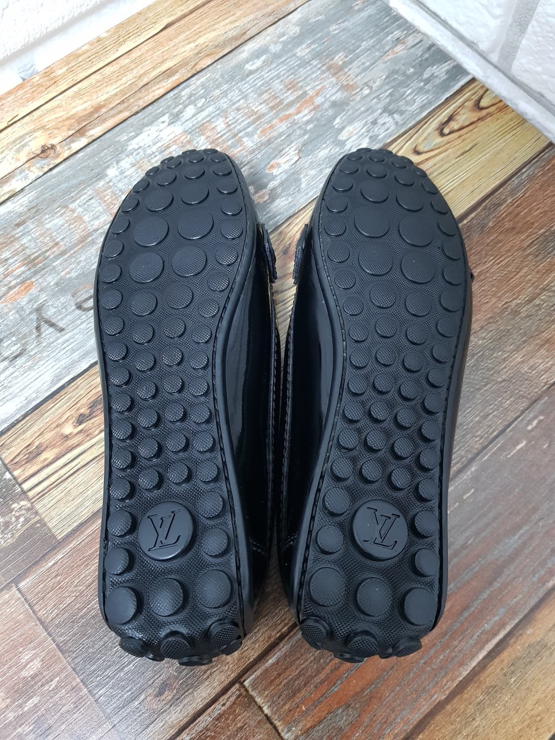 [37/240/정품] 루이비통 페이턴트 로퍼 블랙 드라이빙슈즈 상품이미지10