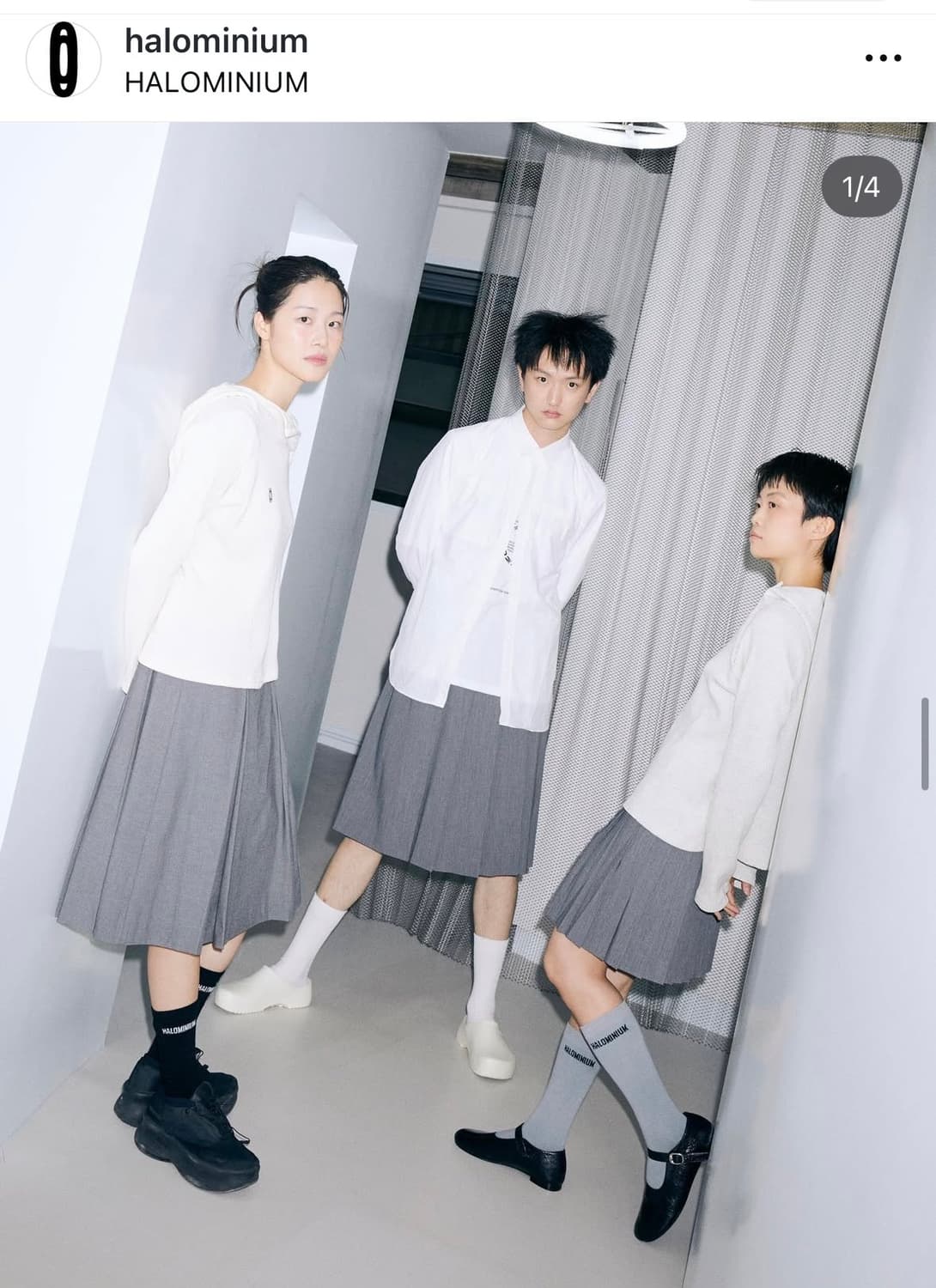 할로미늄 미디 플리츠 랩 스커트 상품이미지3