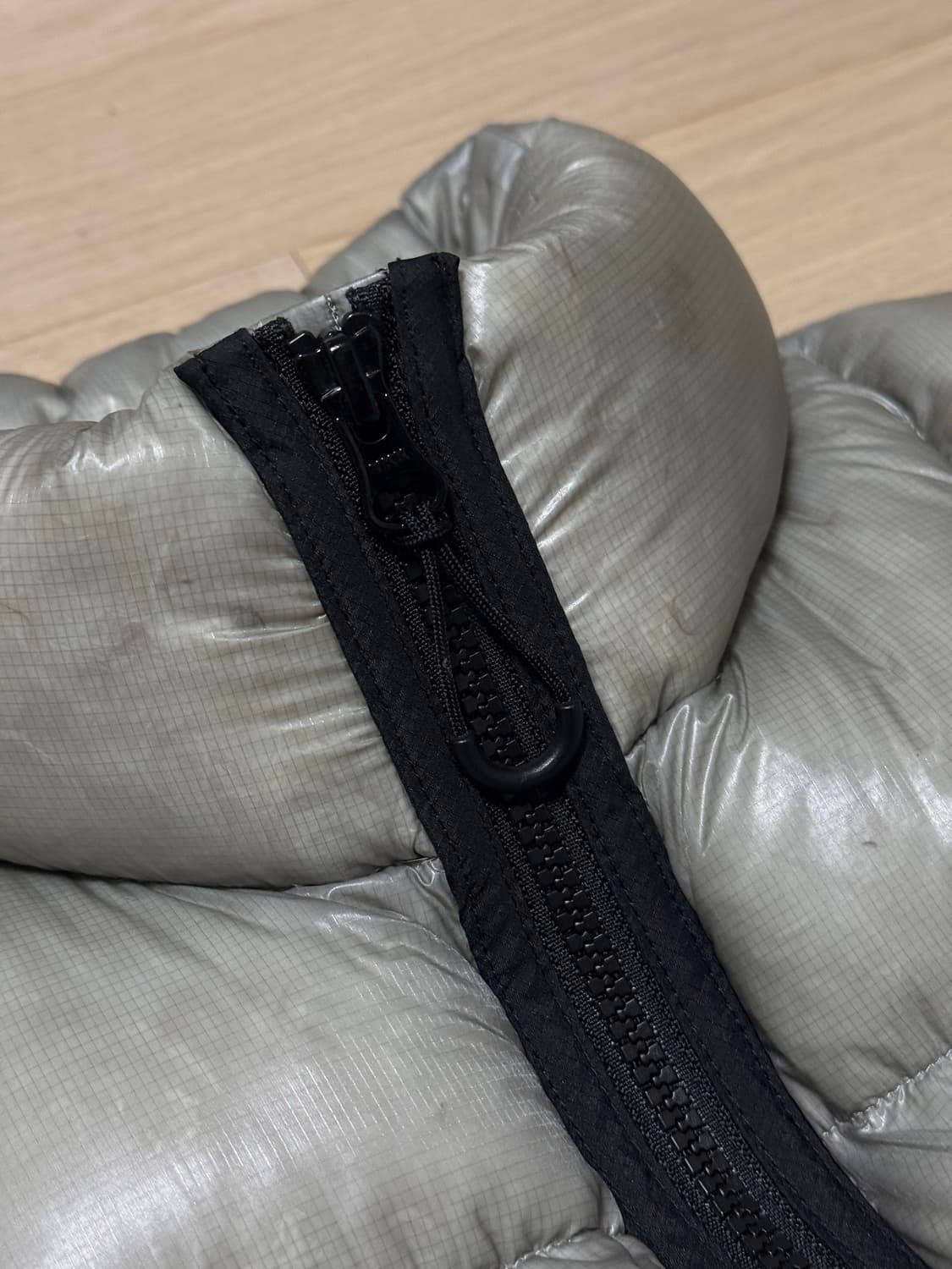 예스아이씨 올마이티 구스 다운 카키 L 상품이미지4