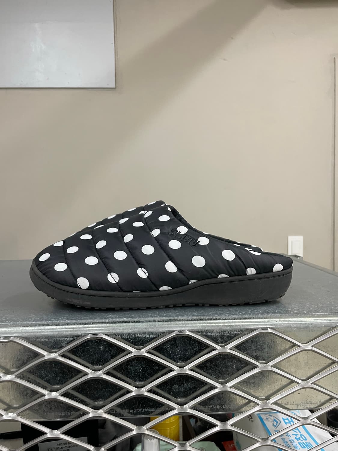 스부 오리지널 윈터 패딩샌들 265 상품이미지1