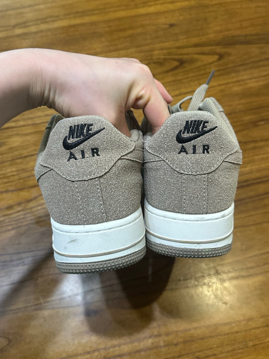 나이키 에어포스1 스웨이드 베이지/블랙 상품이미지5