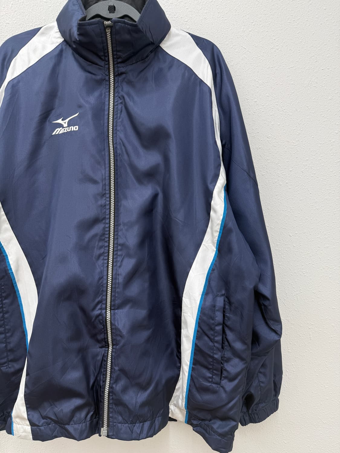 미즈노 로고 윈드브레이커 바람막이 상품이미지3