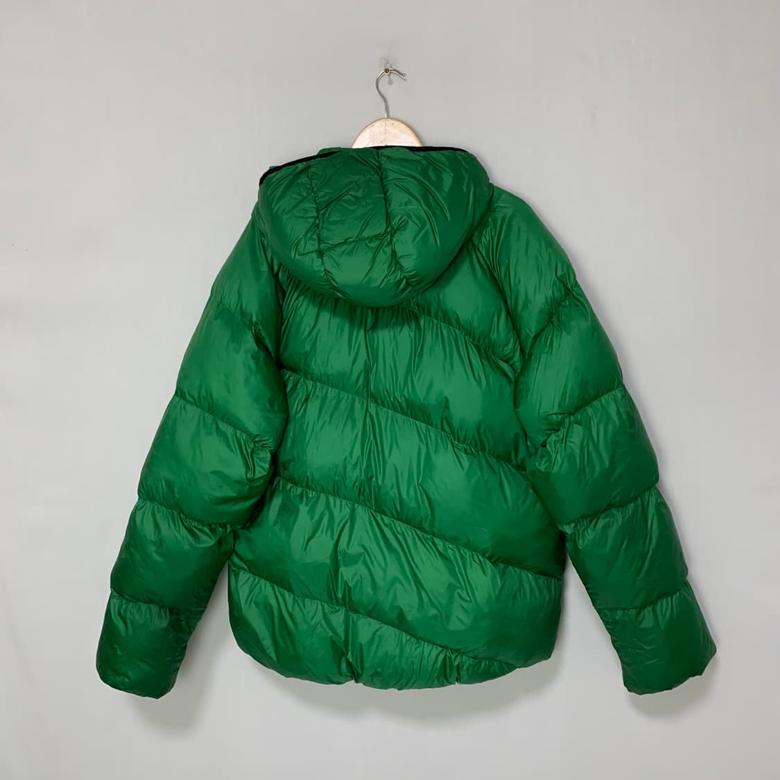 뉴에라 지퍼 디테일 사선 비대칭 퀄팅 후드 패딩 그린 2XL 110 상품이미지6