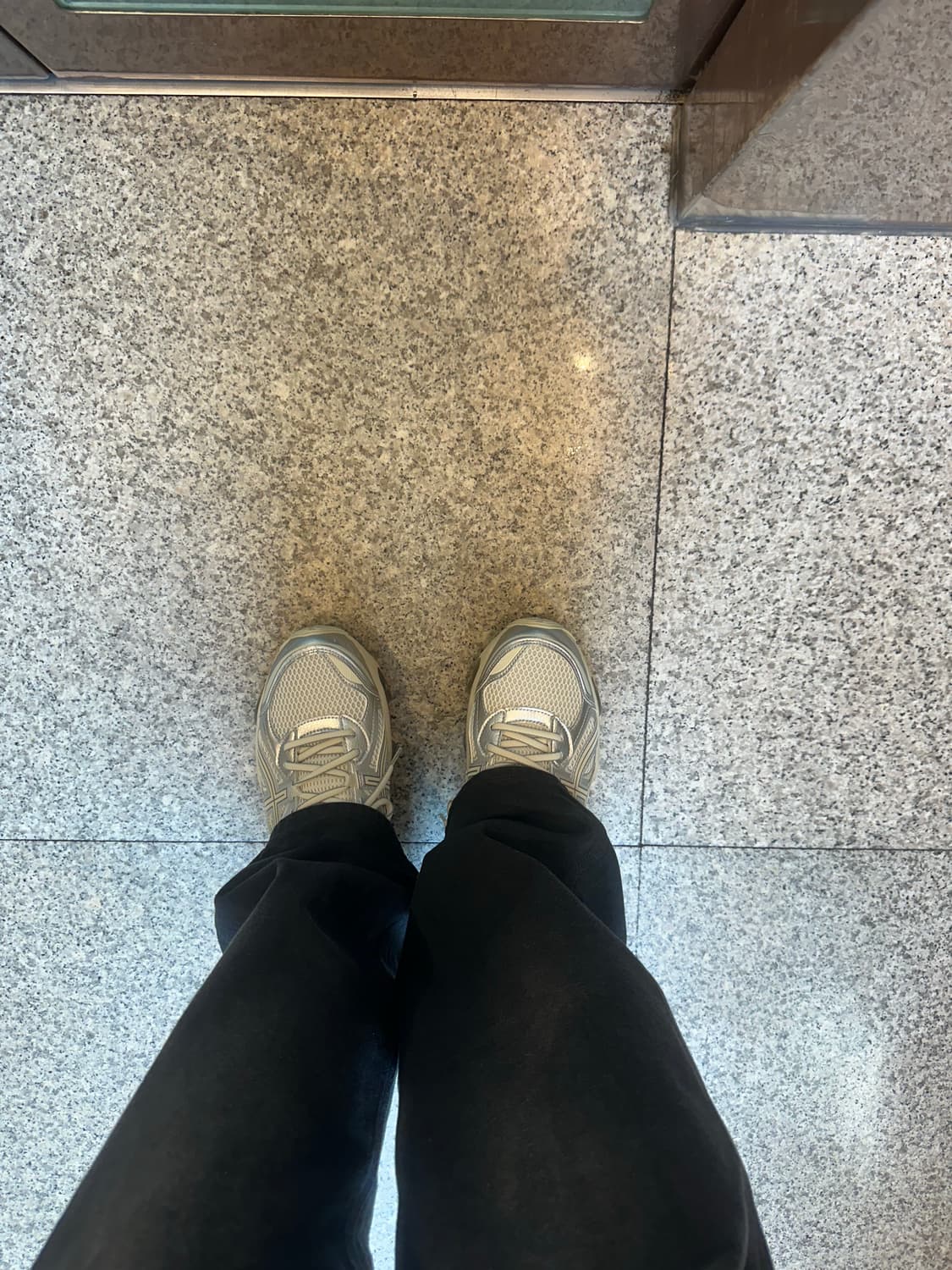 아식스 젤 퀀텀 키네틱 그레이 275mm 상품이미지7