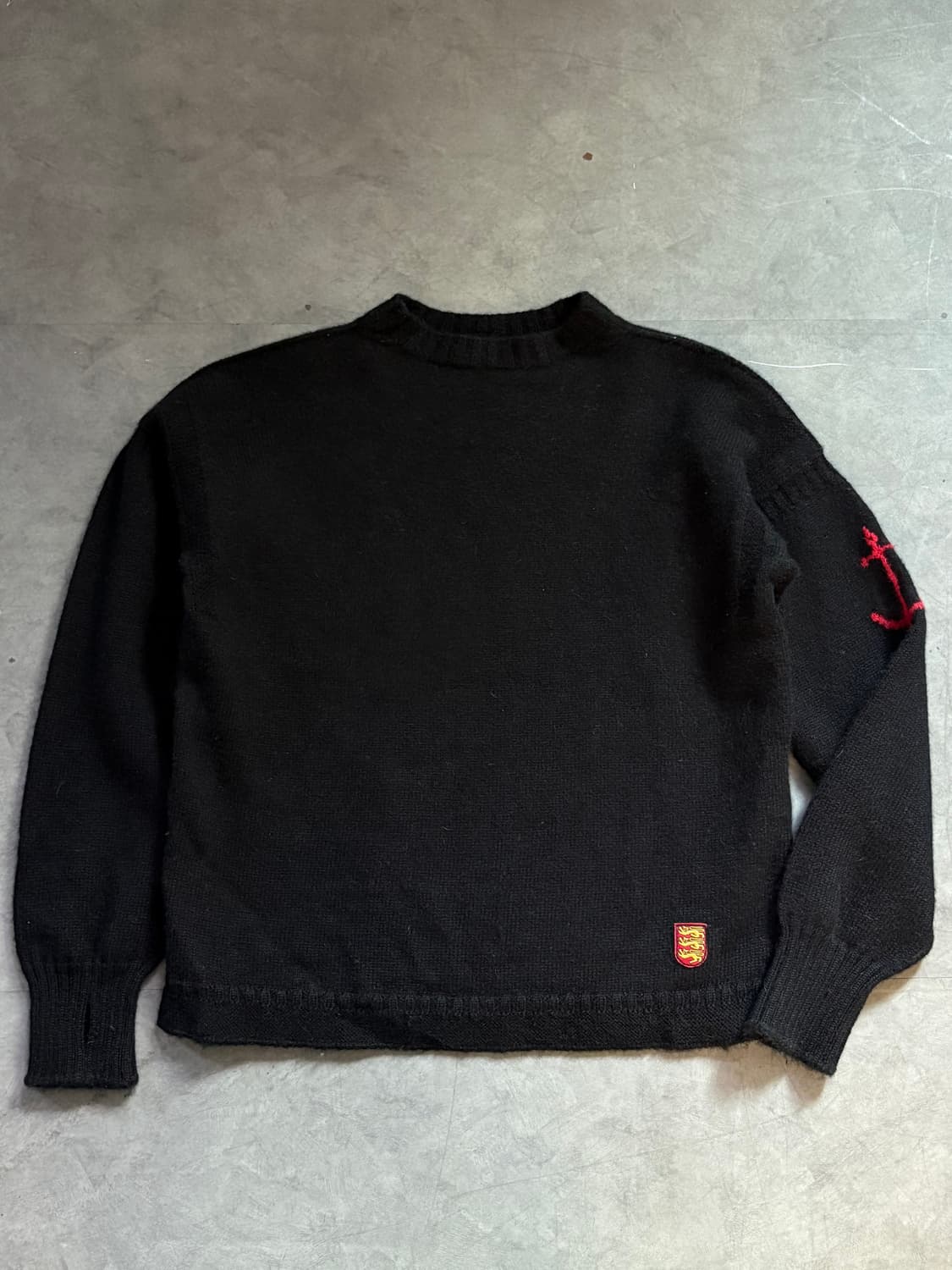 Guernsey Woollens 건지 울른스 블랙 니트 상품이미지1