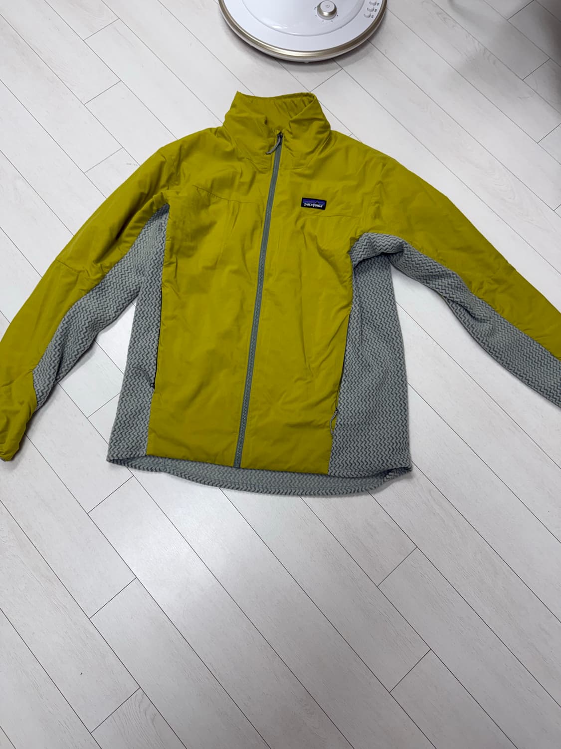 파타고니아 나노 에어 하이브리드 바람막이 자켓 M사이즈 파타고니아 등산  상품이미지1