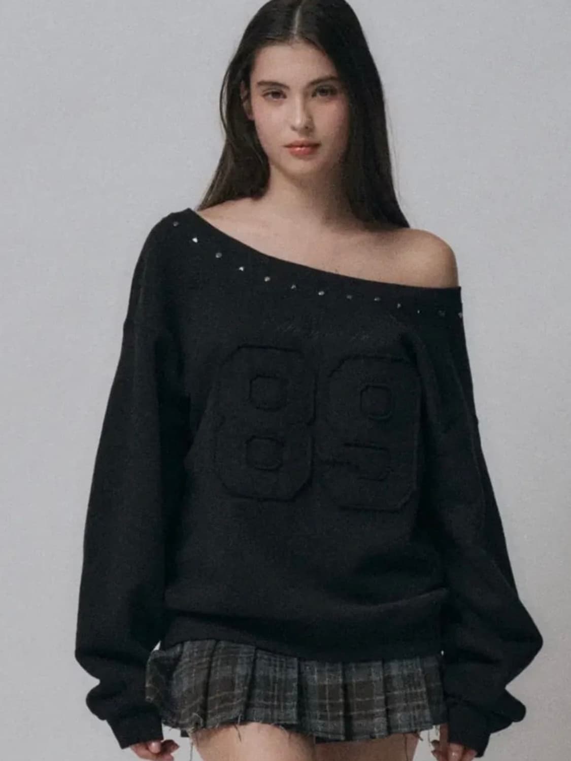 미드나잇무브 오프숄더 맨투맨 상품이미지1