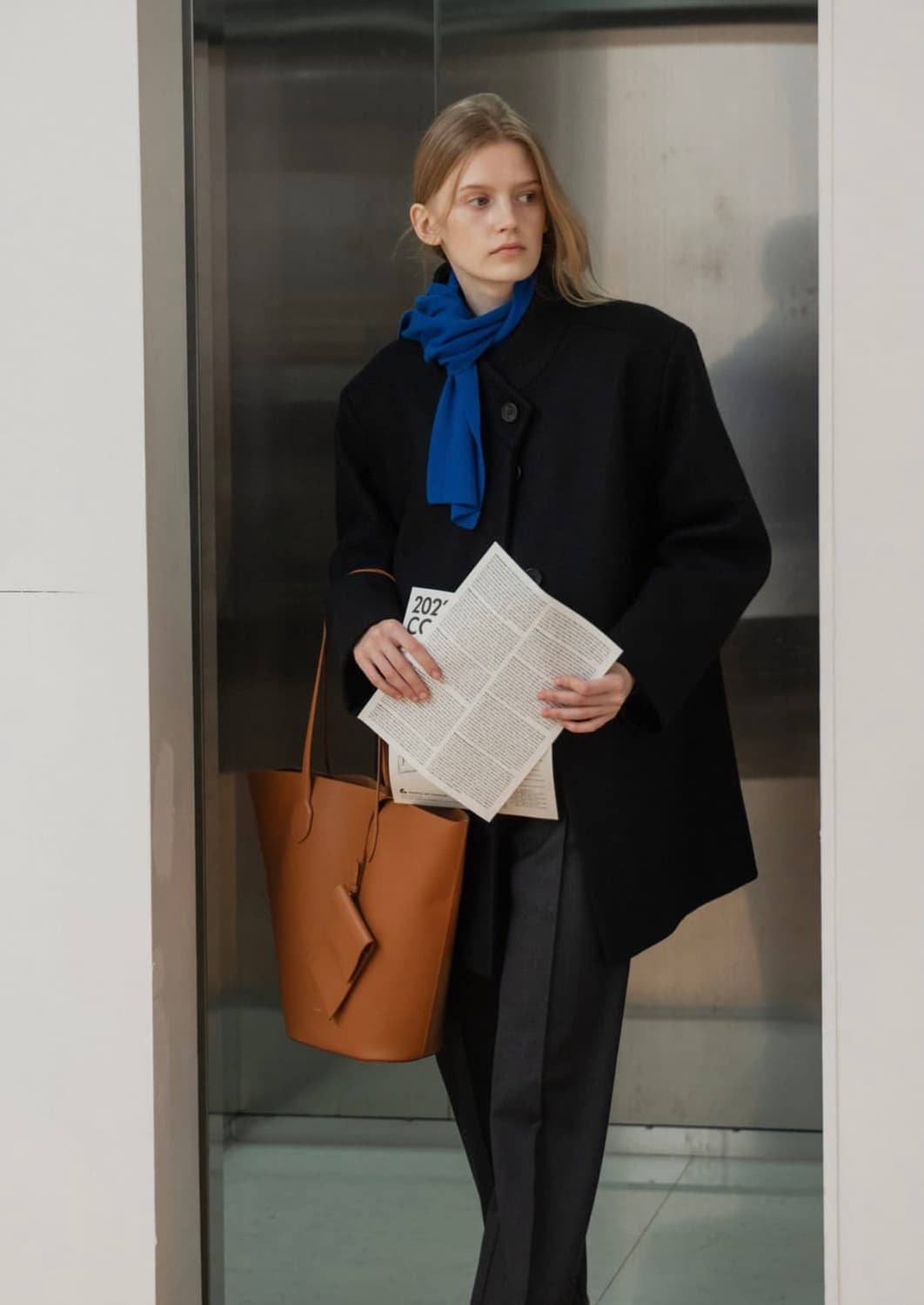 mondal 문달 Muffler Knit in Cobalt blue 상품이미지3