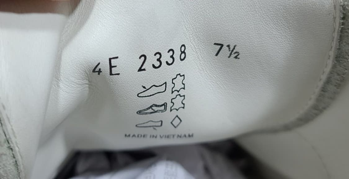 프라다 가죽스니커즈  7 1/2사이즈(260~265) 상품이미지7