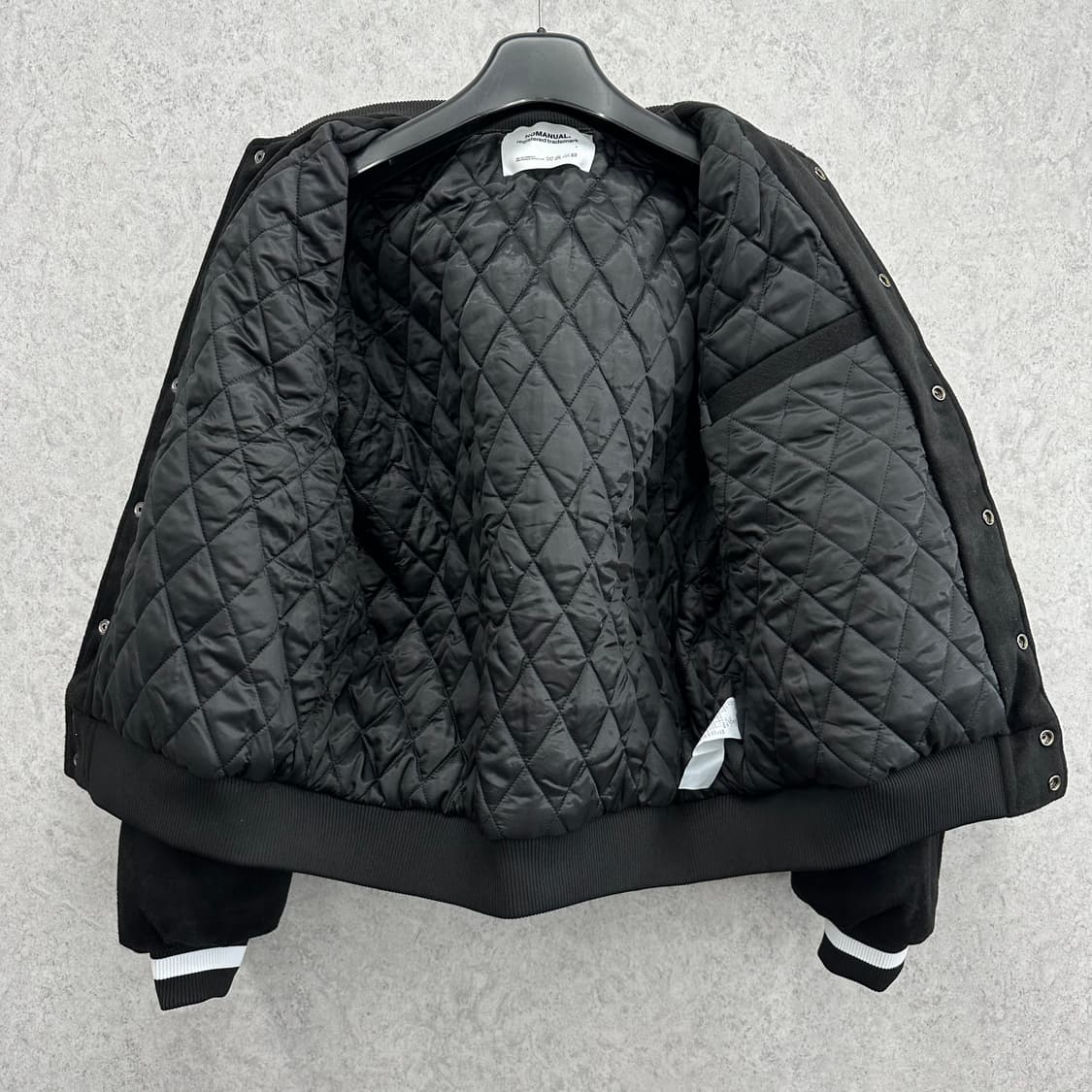 100 노메뉴얼 남자 오버핏 바시티 자켓 상품이미지3