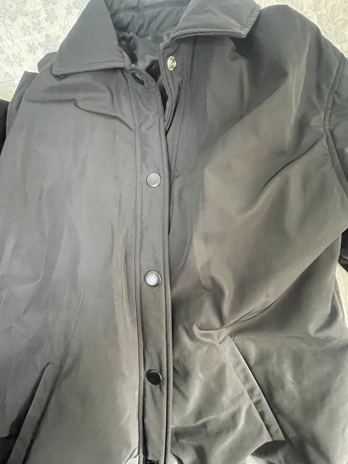 코스모스 cosmoss 셔링 패딩 블랙 상품이미지2